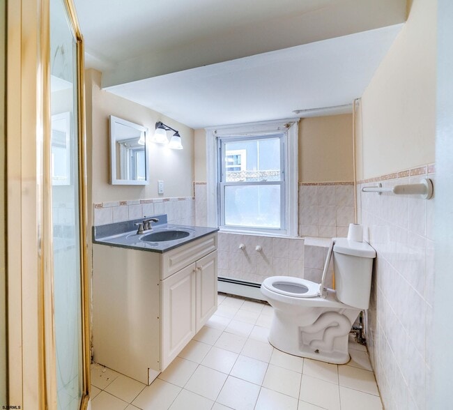 Building Photo - 65 N Laclede Pl
