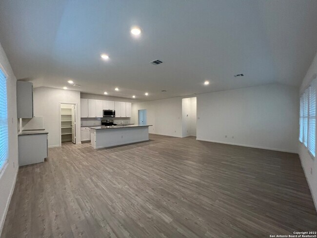 Building Photo - 446 Fairy Duster Dr
