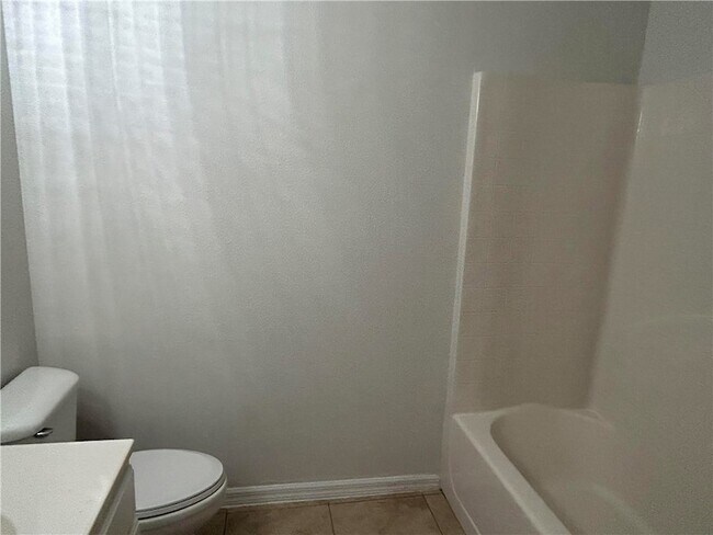 Building Photo - 486 Biscayne Ln