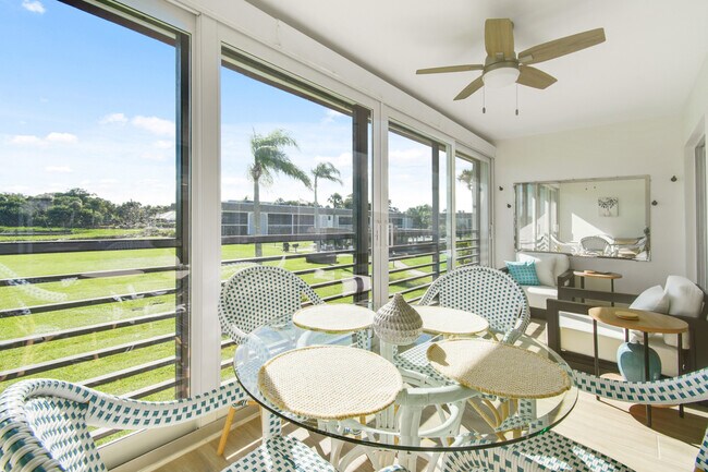 Building Photo - 755 Saturn St