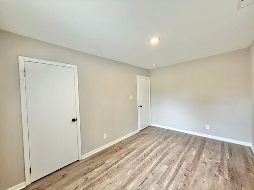 Building Photo - **OFFERING REFUNDABLE APPLICATION FEES** Newly Remodeled 2BD, 1BA Durham Duplex Walking Distance ...