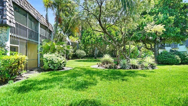 Building Photo - 3111 Oakland Shores Dr