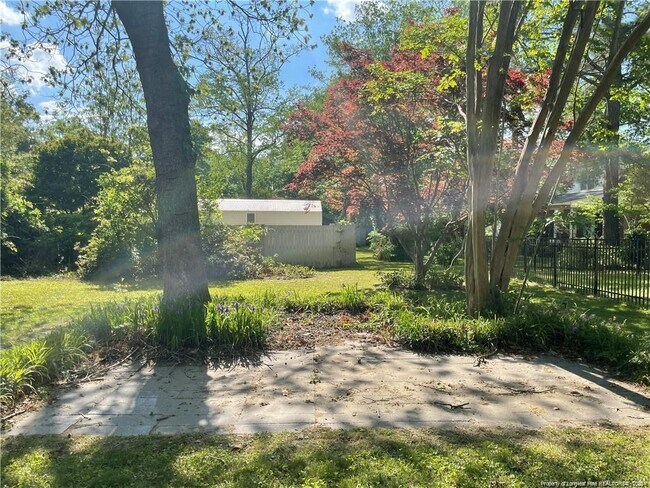 Building Photo - 109 N Magnolia St