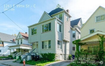 Building Photo - 1261 E 99th St