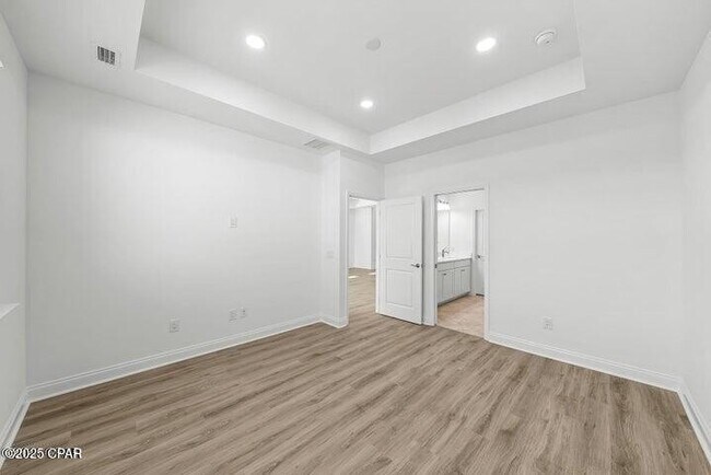 Building Photo - 8912 Parrot Pl