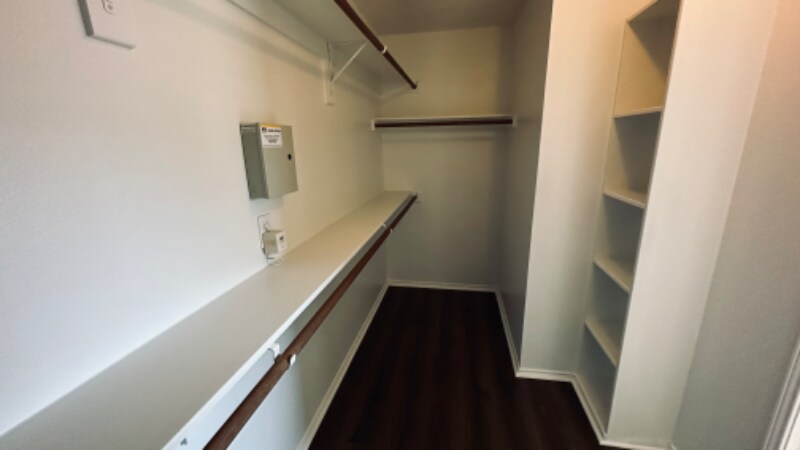 Building Photo - 1013 Chesterfield Dr