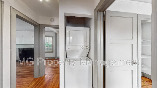 Building Photo - 1608 Onslow Dr