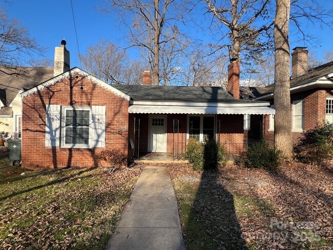 Primary Photo - 702 Wiley Ave