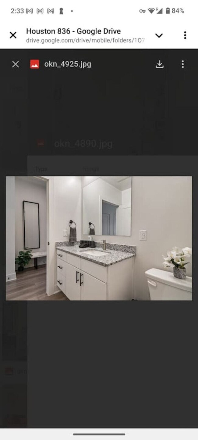 Building Photo - 701 Richmond Ave.