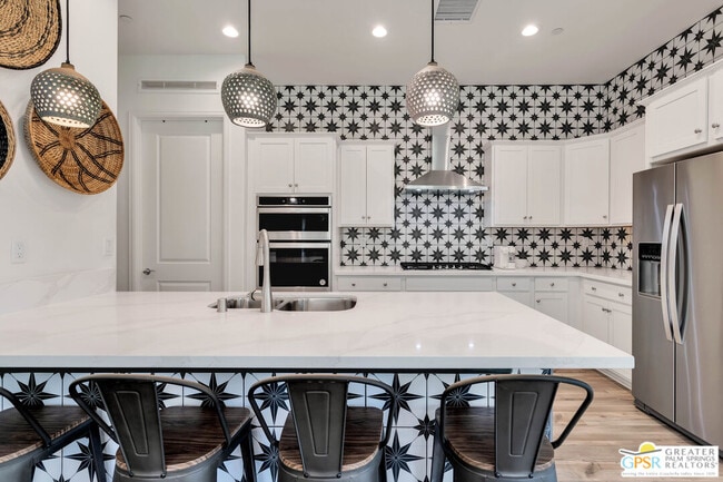 Building Photo - 23 Prosecco