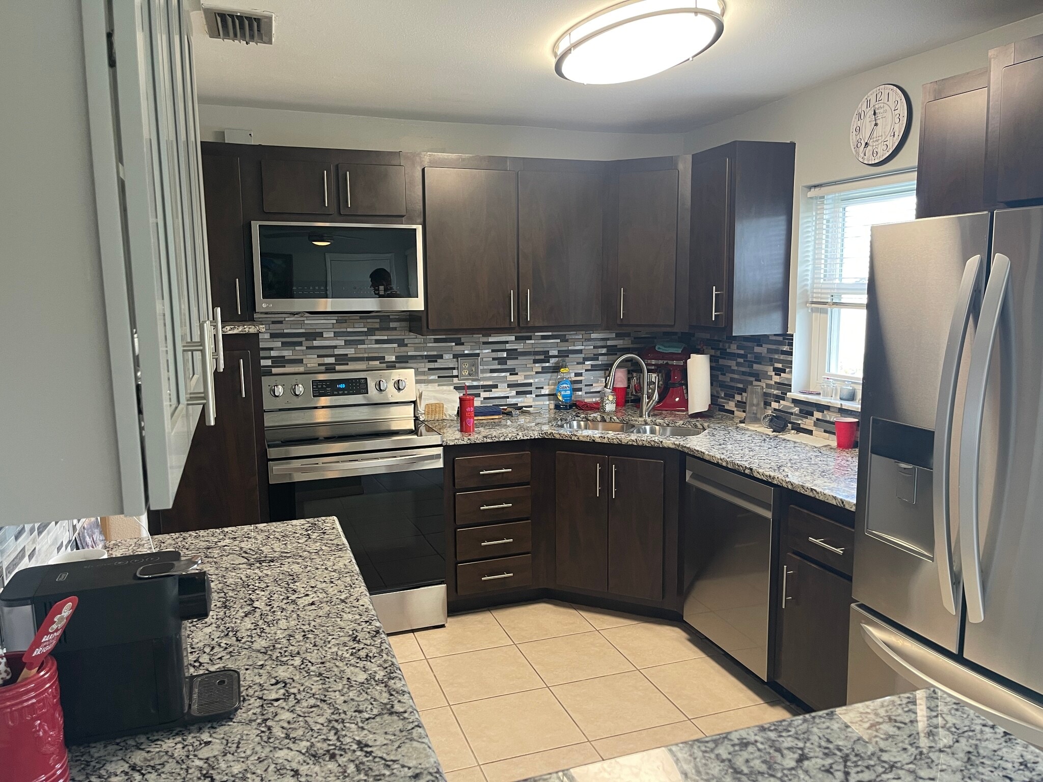 Gorgeous all new kitchen - 218 Dogwood Cir