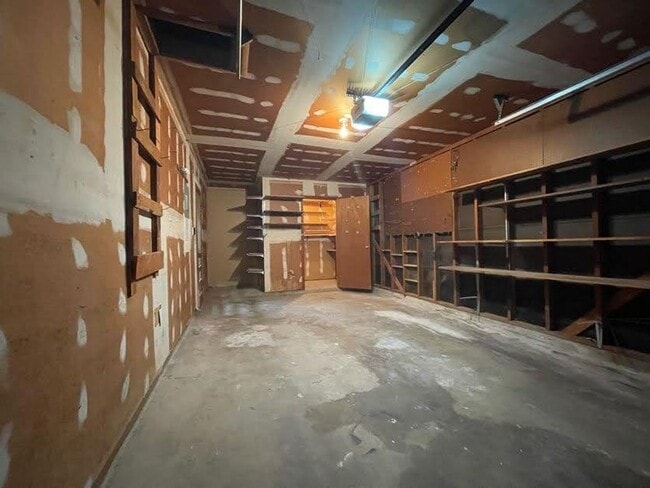 Building Photo - Cozy & Modern 3-Bedroom Retreat in Big Spring