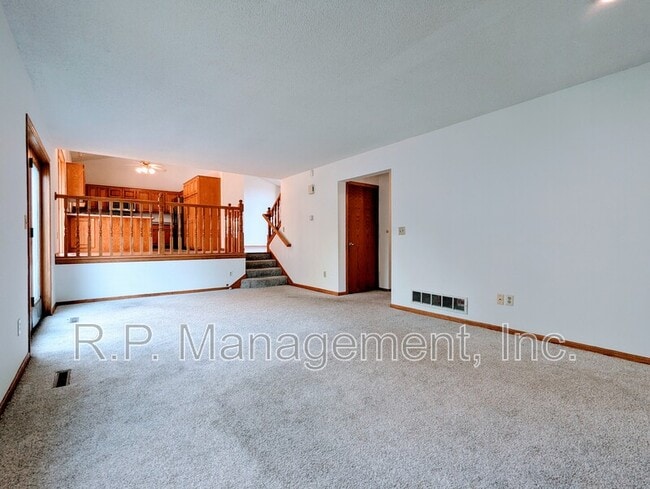 Building Photo - 12069 Wedgewood Dr NW