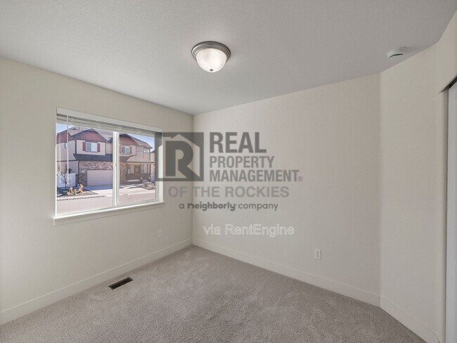 Building Photo - 4308 Big Horn Pkwy