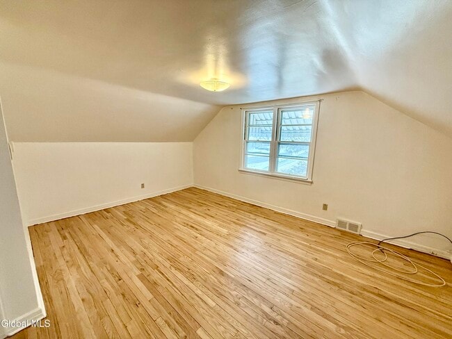 Building Photo - 1248 Highbridge Rd