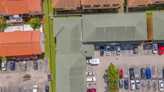 Building Photo - 7935 W 30th Ct