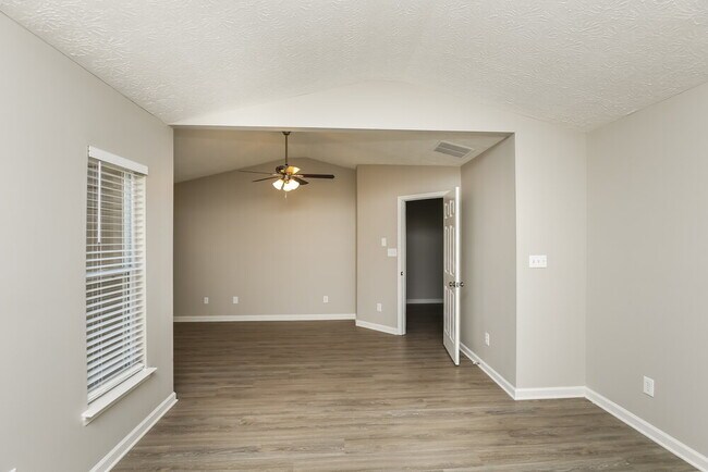 Building Photo - 5412 Somer Mill Rd