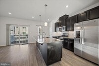 Building Photo - 214 Bamboo Dr