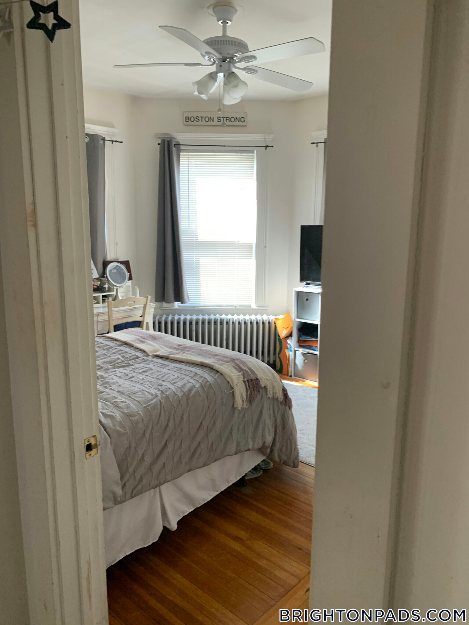 Building Photo - 140 Brooks St