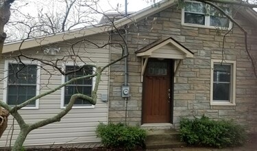 Building Photo - 1281 NY-9P