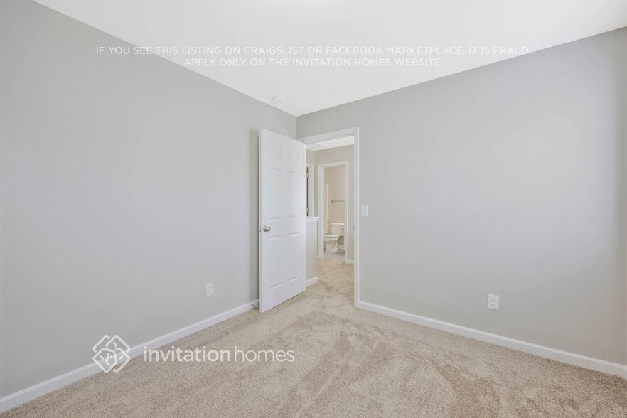 Building Photo - 2825 Jason Ct