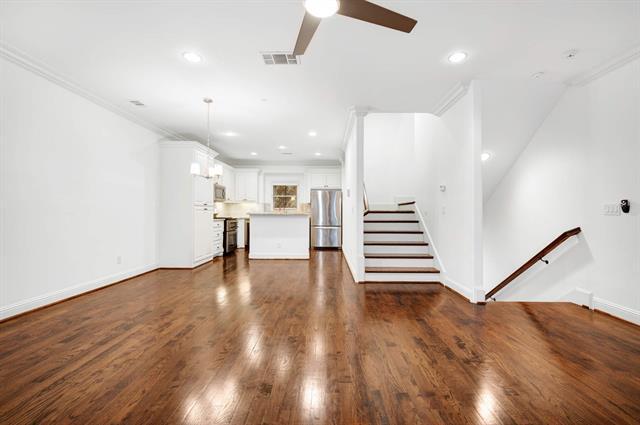 Building Photo - 4153 Hyer St