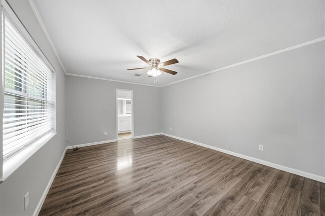 Building Photo - 7019 Oak Bough Dr
