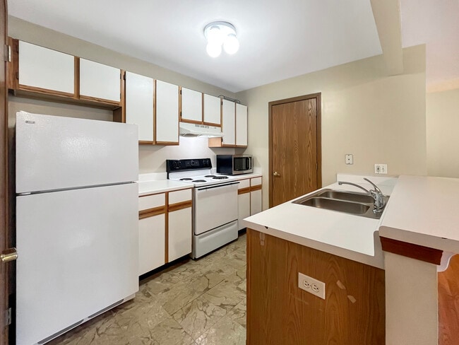 Building Photo - 1524 W Sand Bar Ct