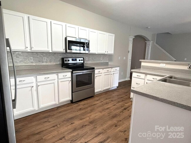 Building Photo - 2039 Moss Creek Dr