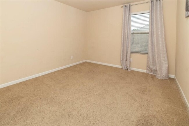 Building Photo - 2084 Sawgrass Dr