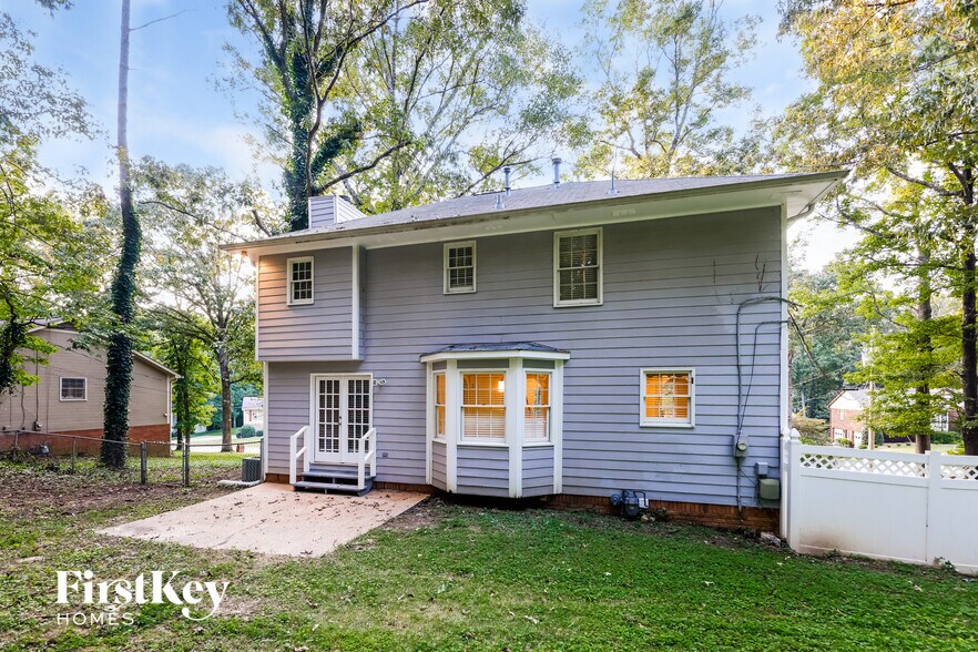 Building Photo - 532 Russet Bend Dr