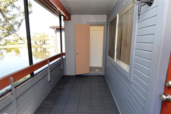 Building Photo - 10265 Gandy Blvd N