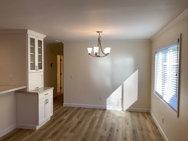 Building Photo - 856 Marino Pines Rd