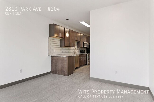 Building Photo - 2810 Park Ave