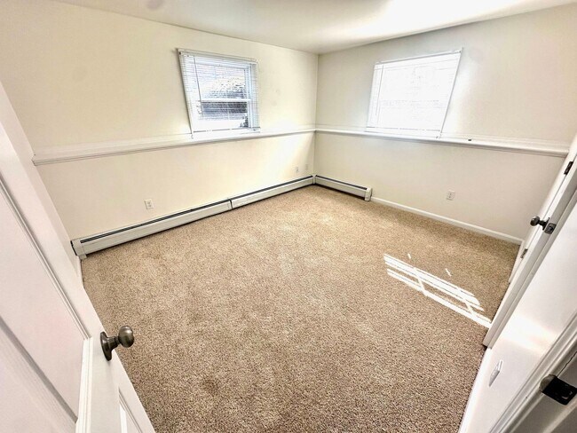 Building Photo - 58 Old Concord Turnpike