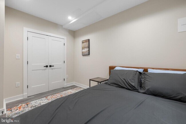 Building Photo - 3517 14th St NW