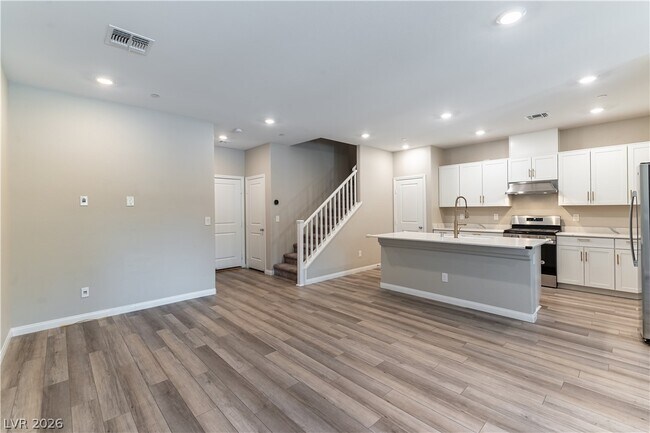 Building Photo - 3516 Punta Tersiva Ln