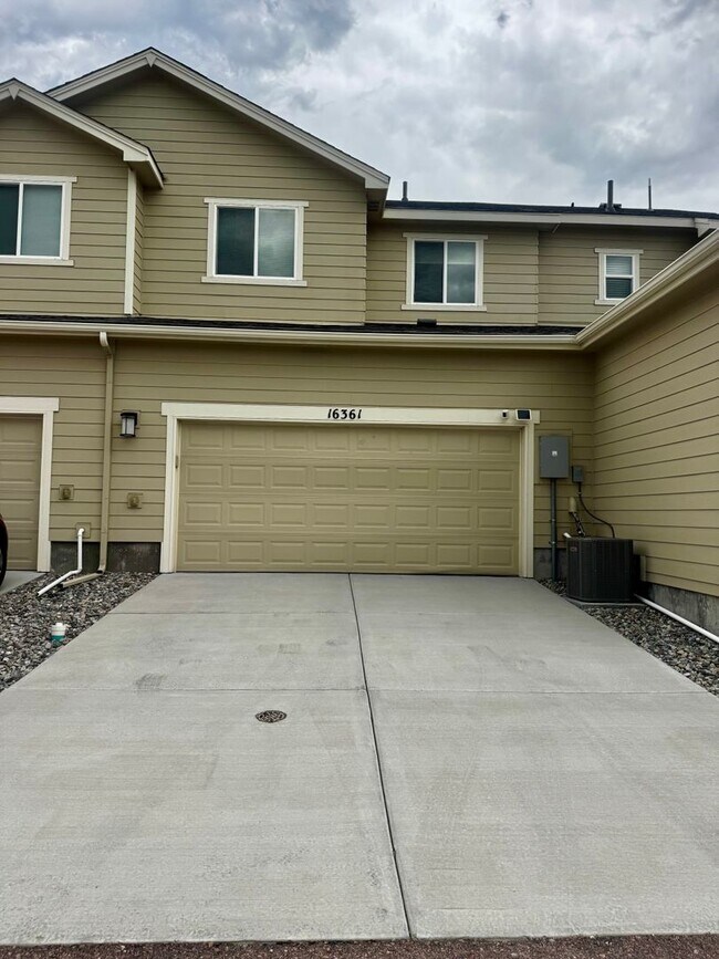 Building Photo - 16361 Gaucho Gulch Grv