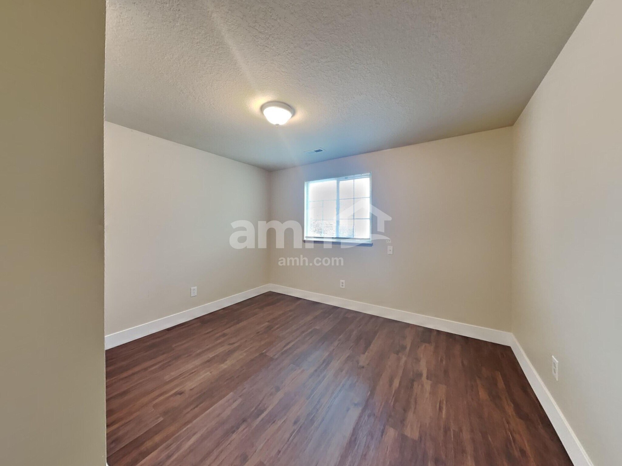 Building Photo - 16978 SW Steele Way