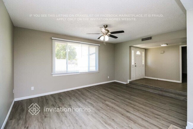 Building Photo - 14851 N 55th Ave