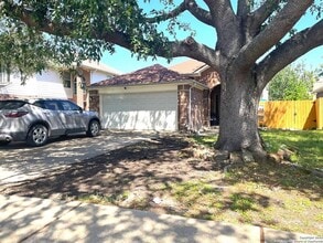 Building Photo - 4210 Field Meadow Dr