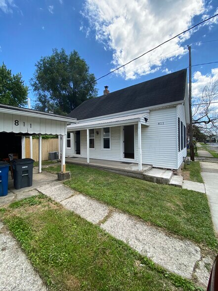 Building Photo - 811 Willard St