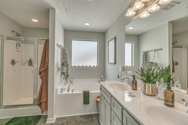 Building Photo - Lovely rental home in Murfreesboro!