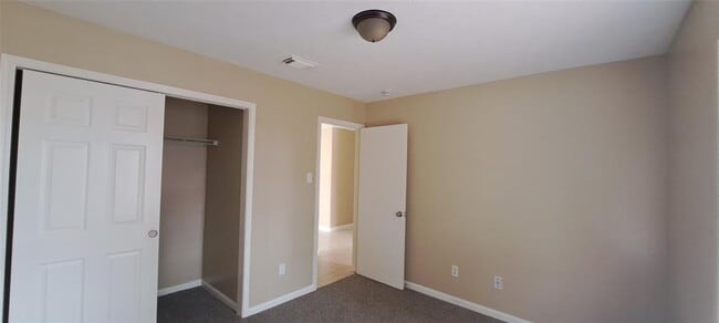 Building Photo - 13131 Rosemont Park Ln