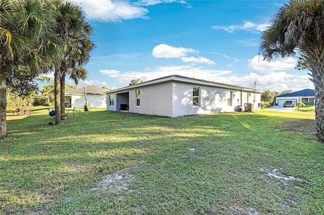 Building Photo - 5038 Tradewinds Cir