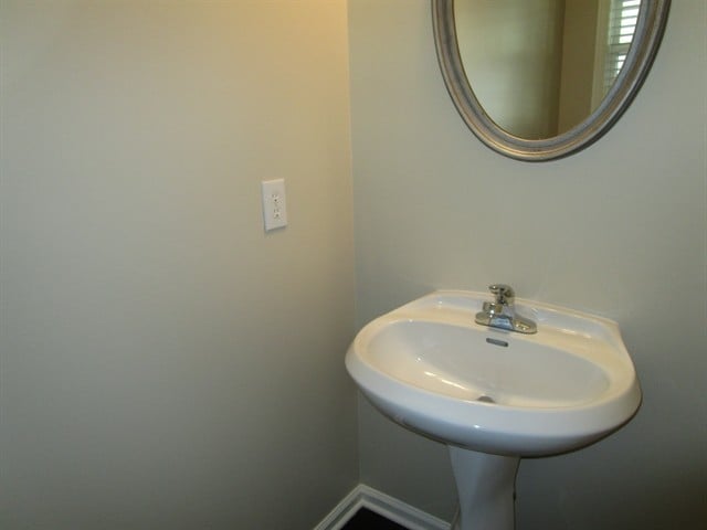 Building Photo - 3500 Watson Gate Rd