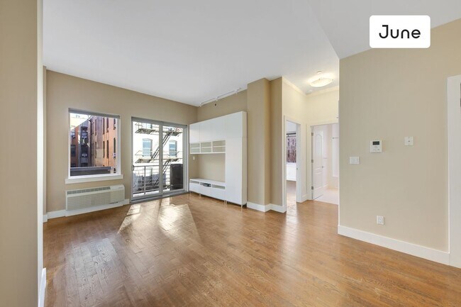 Building Photo - 59 Hawthorne Street