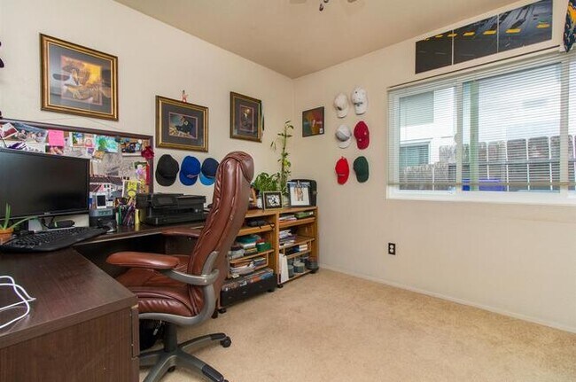 Building Photo - 1258 Browning Ct