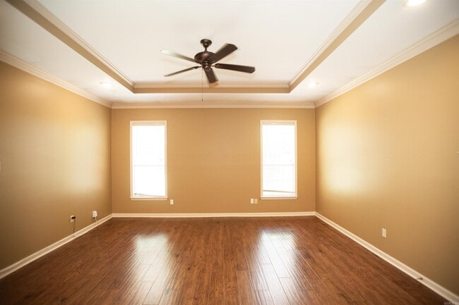 Building Photo - 808 Cartier Ln