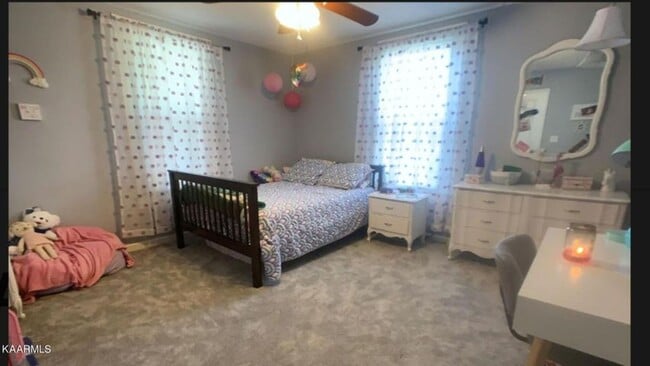 Building Photo - Maryville 37804 - 3 bedroom, 1.5 bath home - Call Troy Adams  865-233-6949